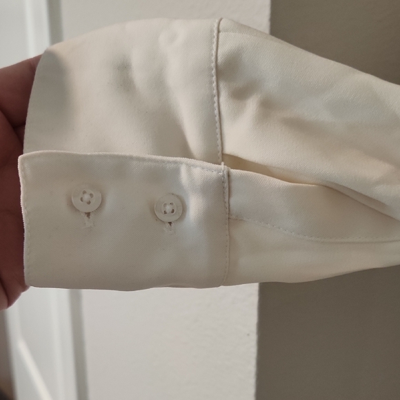 *New With Tags* RACHEL Rachel Roy Cream Blouse Size Large - Picture 6 of 9